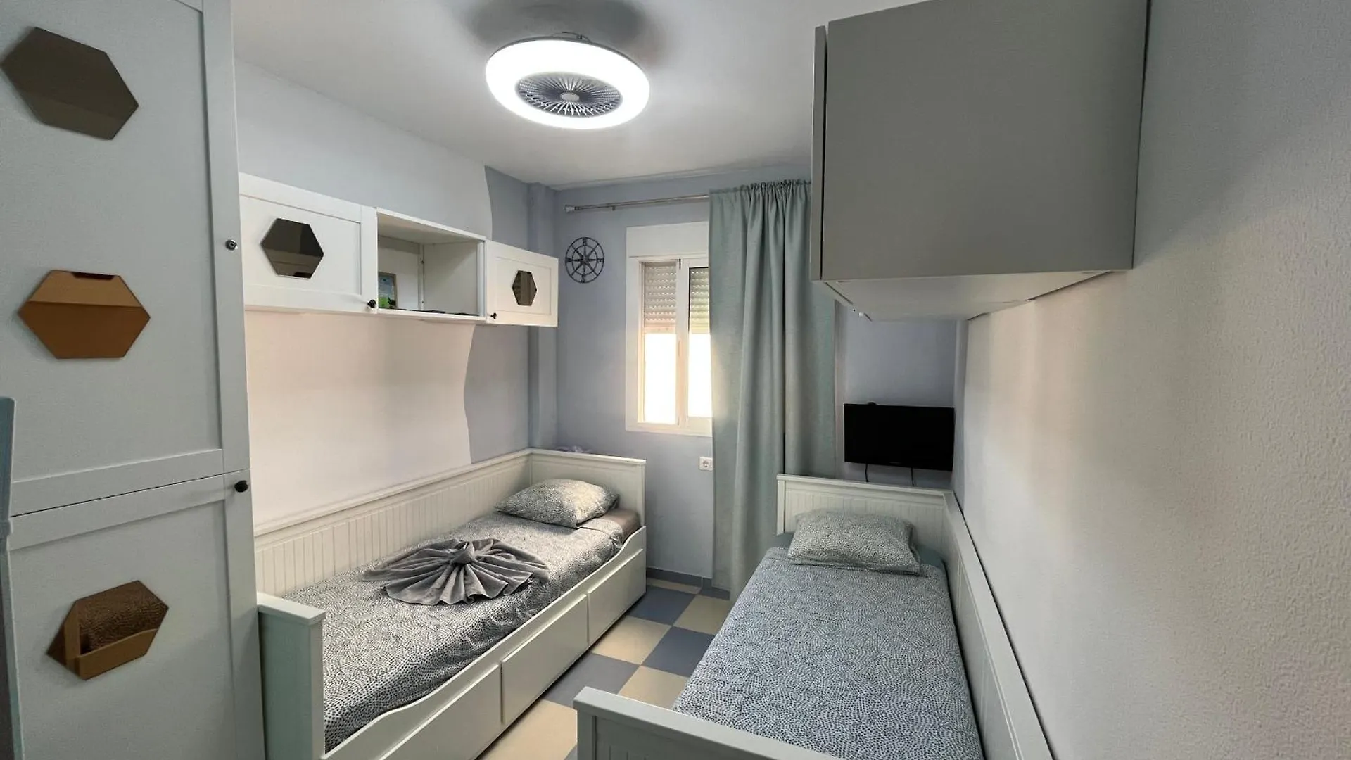 Fantastisches Apartment Am Meer روكيتاس ذي مار 0*,  إسبانيا